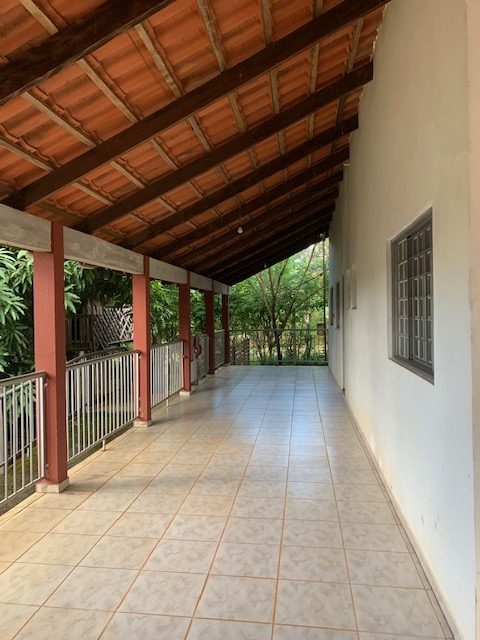 Imóvel no Centro – 350 metros da Praça Imóvel no Centro – 350 metros da Praça