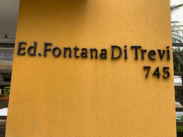 Edifício Fontana Di Trevi – 04 Suítes – 297,00 m²