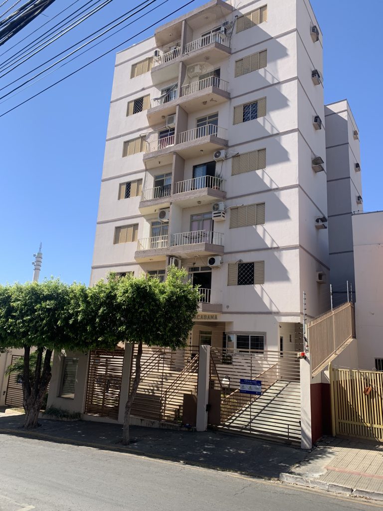 Edifício Copacabana – Atrás do Colégio Coração de Jesus